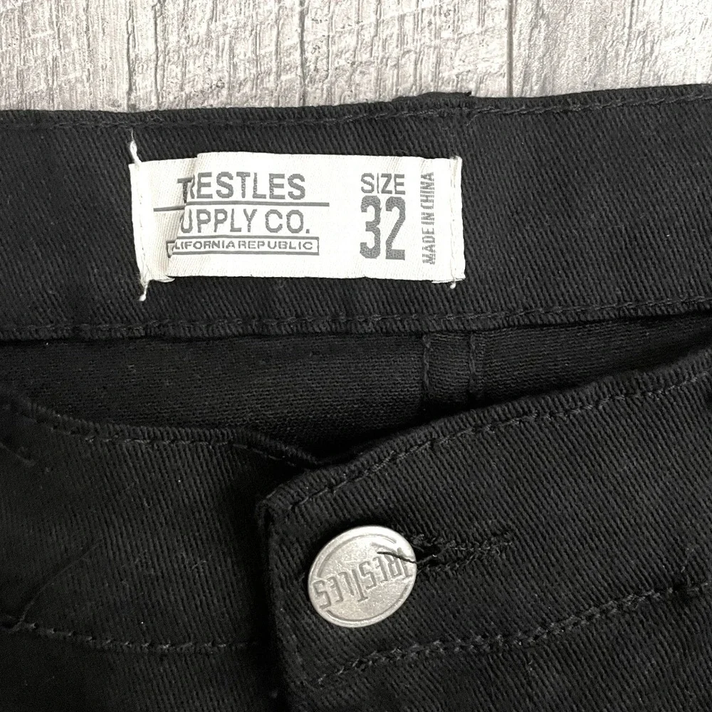 Trestles Supply Co Black Distressed Skinny‎ Jeans Kids 32 Rip and Repair Edgy